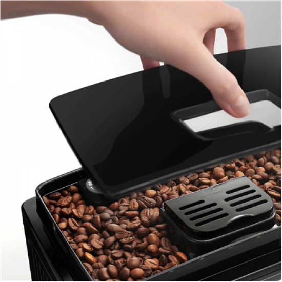 Delonghi | Coffee Maker | ECAM22.115.B Magnifica S | Pump pressure 15 bar | Built-in milk frother | Automatic | 1450 W | Black