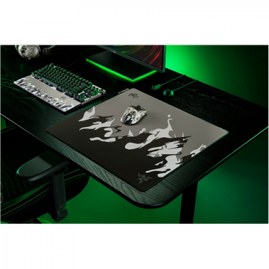 Razer Gaming Mouse Mat, Large | Gigantus V2 Pro | NiKo Edition