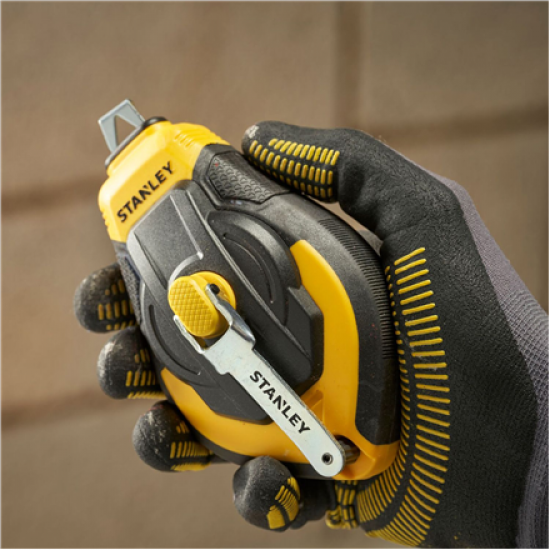 Stanley STHT47312-0 30M 3:1 Comfort Grip Reel Kit With Blue Chalk and Line Level