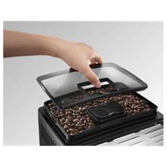 Delonghi | Coffee Maker | Magnifica S | Pump pressure 14 bar | Built-in milk frother | Fully automatic | Black | 1450 W