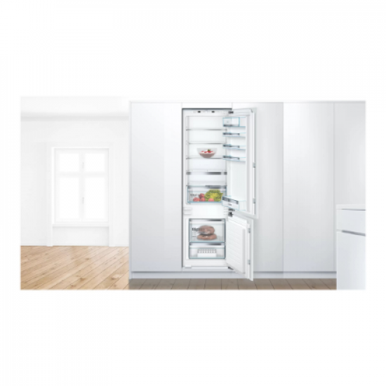 Bosch | Serie 6 Refrigerator | KIS87AFE0 | Energy efficiency class E | Built-in | Combi | Height 177 cm | Fridge net capacity 209 L | Freezer net capacity 63 L | Display | 36 dB | White