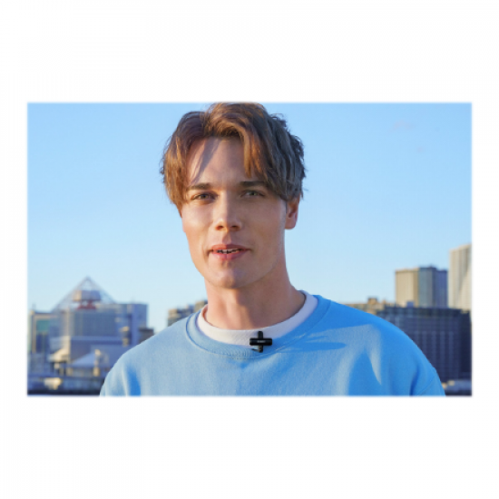 Sony | Compact Stereo Lavalier Microphone | ECM-LV1 | The ECM-LV1 is equipped with miniature omnidirectional mic capsules that capture clear, high-quality sound from any direction; Compact and inconspicuous, it can be connected to various devices via 0.14