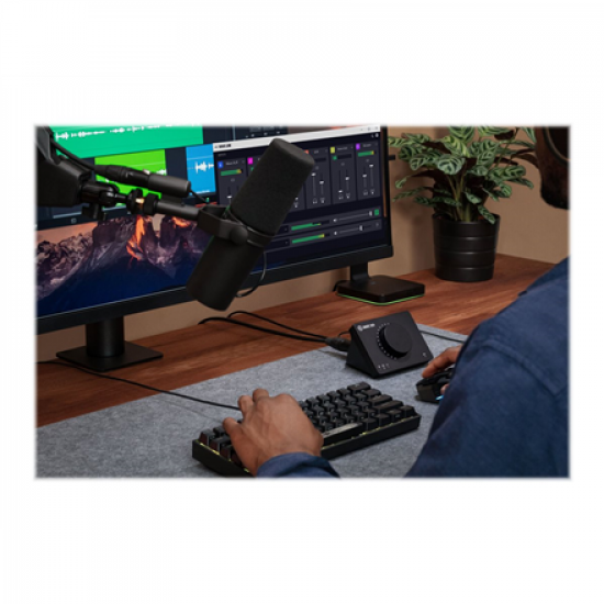 Elgato | Wave XLR | USB-C 3.0 | A compact USB interface that gives your mic superpowers, Wave XLR features proprietary anti-distortion technology, swappable design components, and integration with custom mixing software | Black