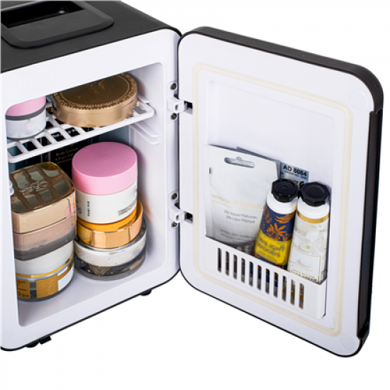 Adler | Mini Refrigerator | AD 8084 | Free standing | Larder | Height 27 cm | Fridge net capacity 4 L | Black