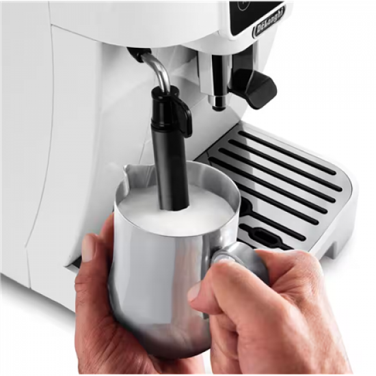 Delonghi | Coffee Maker | Magnifica Start ECAM220.20.W | Pump pressure 15 bar | Built-in milk frother | Fully automatic | 1450 W | White