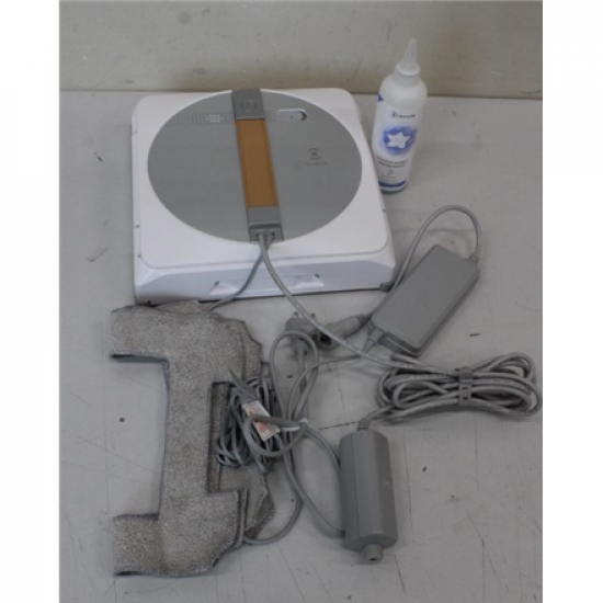SALE OUT. SALE OUT. Ecovacs | Windows Cleaner Robot | WINBOT W1 PRO | Corded | 2800 Pa | White | USED, DIRTY, SCRATCHED, HALF BOTTLE OF LIQUID