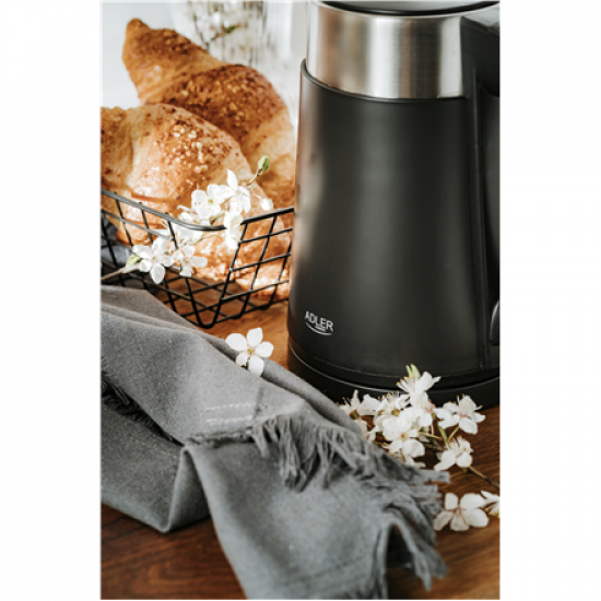 Adler | Kettle | AD 1372 | Electric | 800 W | 0.6 L | Plastic/Stainless steel | 360° rotational base | Black