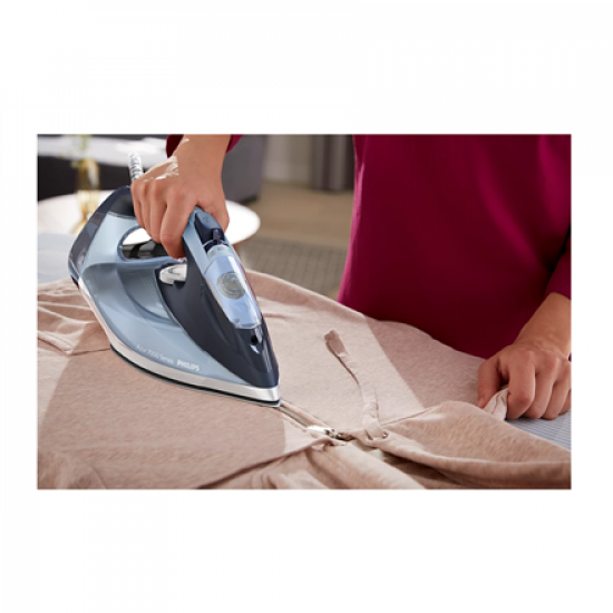 Philips Steam Iron | DST7020/20 | Steam Iron | 2800 W | Water tank capacity 300 ml | Continuous steam 50 g/min | Steam boost performance 250 g/min | Blue