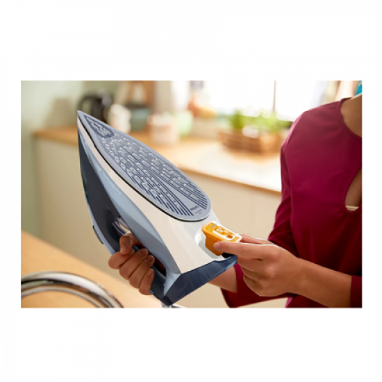 Philips Steam Iron | DST7020/20 | Steam Iron | 2800 W | Water tank capacity 300 ml | Continuous steam 50 g/min | Steam boost performance 250 g/min | Blue