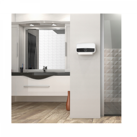 Ariston | Instantaneous water heater | Aures M 5 EU | Electric | 5000 W | White/Black