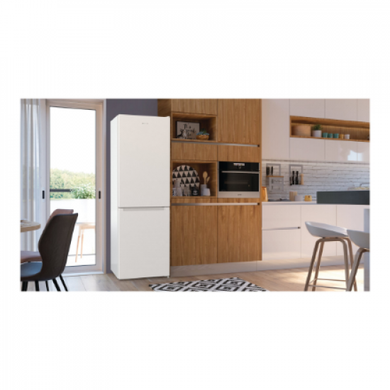 Gorenje Refrigerator | NRK6202EW4 | Energy efficiency class E | Free standing | Combi | Height 200 cm | No Frost system | Fridge net capacity 235 L | Freezer net capacity 96 L | Display | 38 dB | White
