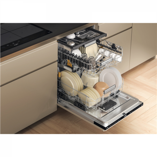 Whirlpool Dishwasher | W7I HF60 TU | Built-in | Width 59.8 cm | Number of place settings 15 | Number of programs 8 | Energy efficiency class A | Black