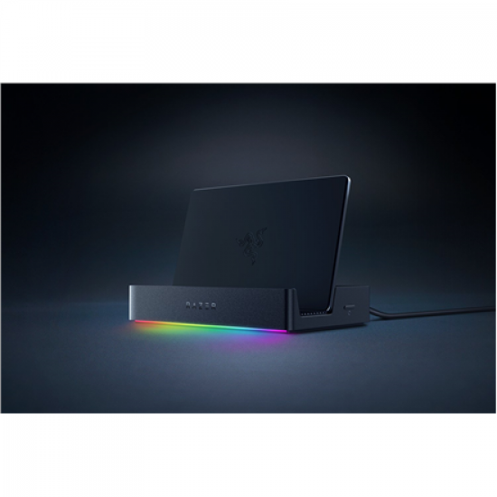 Razer | Handheld Dock Chroma - USB Type C 6-in-1 Docking Station