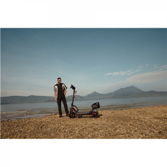 Segway | MAX G3 E | eKickScooter | 2000 W | Up to 25 km/h | 11 