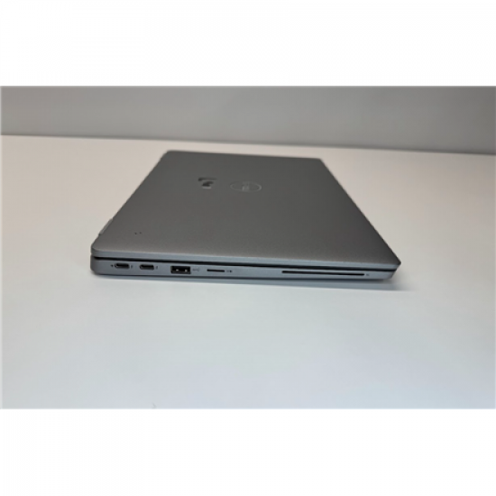 DELL Renew | Grade B | Dell Latitude 5330 | 13.3 