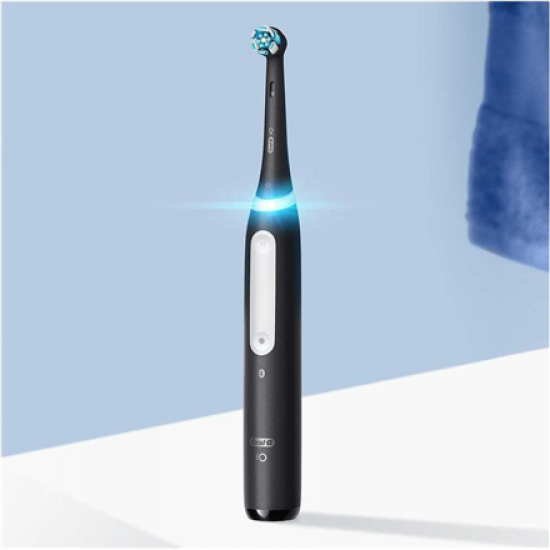 Oral-B | Electric Toothbrush | iO Series 4s | Rechargeable | For adults | Number of brush heads included 1 | Number of teeth brushing modes 4 | Black