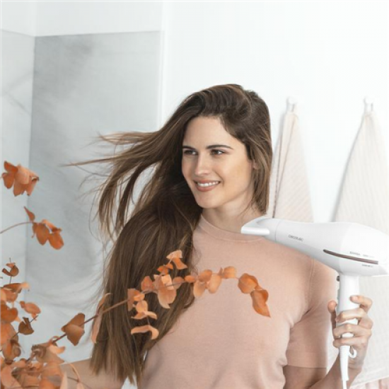 Cecotec Hair Dryer | IoniCare 5300 Maxi Aura | 2200 W | Number of temperature settings 3 | Ionic function | Diffuser nozzle | White