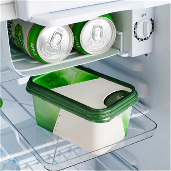 Adler Refrigerator | AD 8097 | Energy efficiency class E | Free standing | Larder | Height 63.2 cm | Fridge net capacity 58 L | 39 dB | White