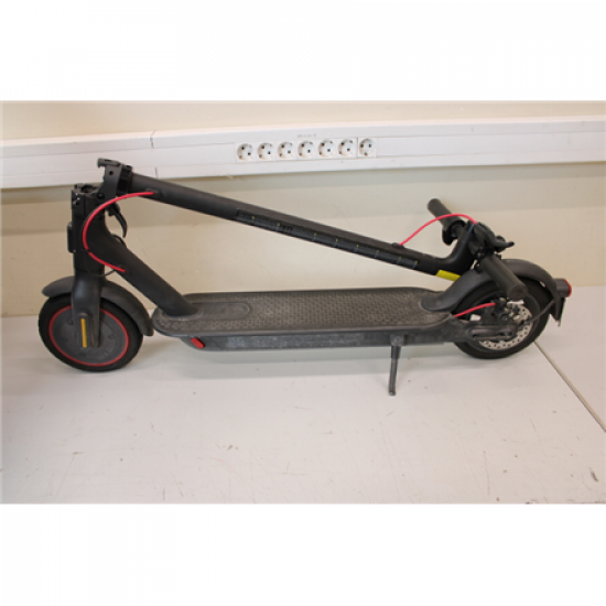 SALE OUT. Xiaomi Mi Electric Scooter Pro 2 (Black) | SALE OUT. Xiaomi Mi Electric Scooter Pro 2 | 600 W | 25 km/h | 3 month(s) | Black | USED, SCRATCHED, DIRTY, SMALL CRACK BEHIND LEG, MISSING: CHARGER, MANUAL AND LEFT BACK REFLECTOR