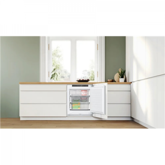 Bosch Freezer | GUN21ADE0 | Energy efficiency class E | Upright | Built-in | Height 82 cm | Total net capacity 85 L | No Frost system | White