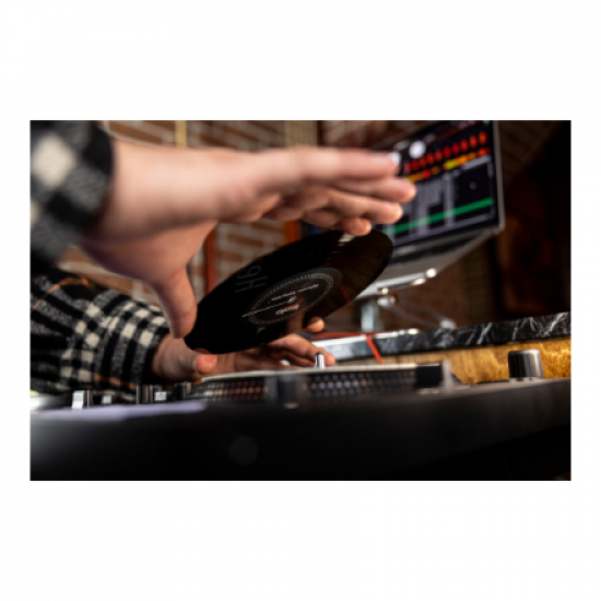 Hercules DJControl Impulse T7 | USB connectivity