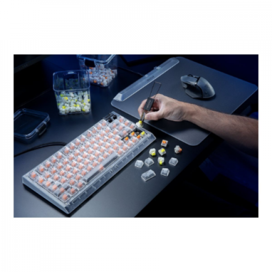 Razer Hot-swappable Mechanical Gaming Keyboard | BlackWidow V4 75% | Gaming Keyboard | Wired | US | Phantom White Edition | USB Type-C | Razer Mechanical Switches (Tactile)