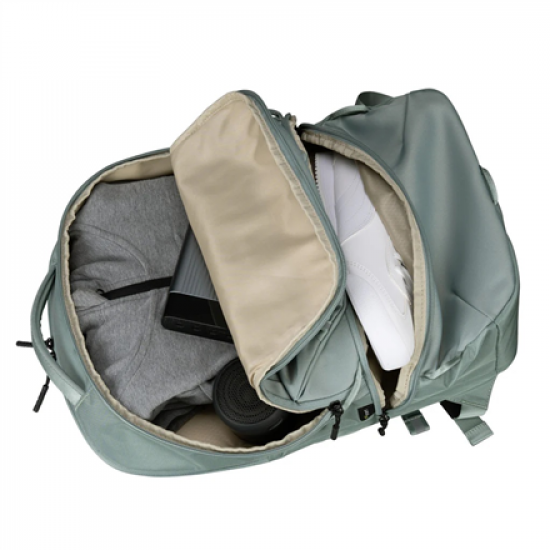 Targus Work+ Play Flex | Fits up to size 15-16 