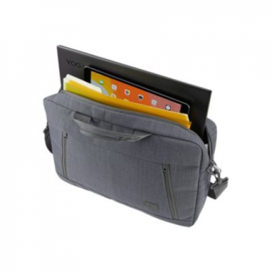 Case Logic Huxton | Fits up to size 16 