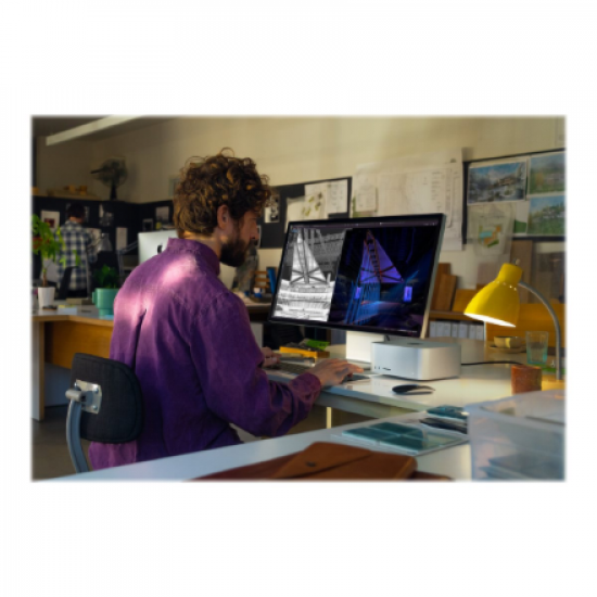 Apple Studio Display - Standard glass - Tilt- and height-adjustable stand