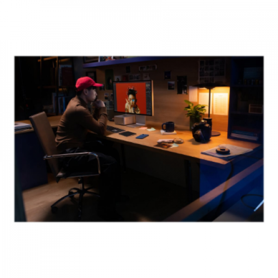 Apple Studio Display - Standard glass - Tilt- and height-adjustable stand