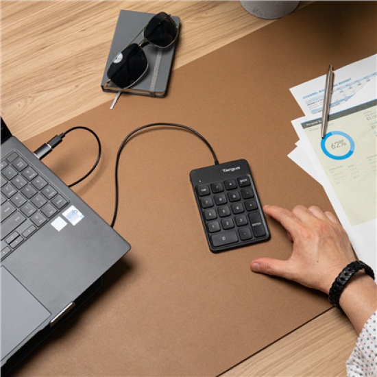 Targus USB Wired Keypad, Black