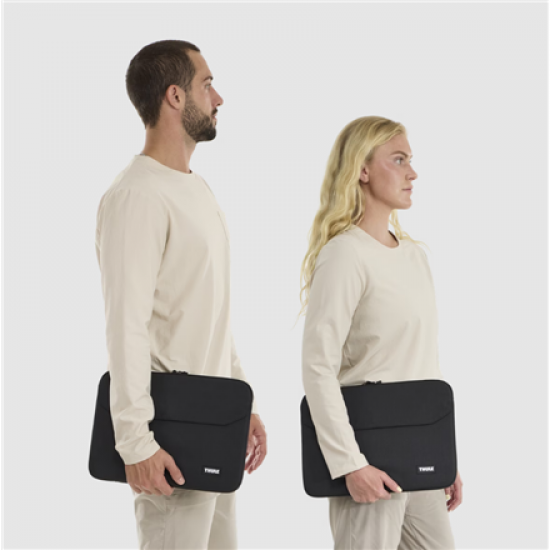 Thule Lithos Sleeve MacBook Pro 16