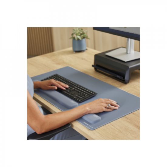 Fellowes