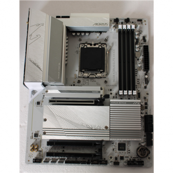 SALE OUT. | Gigabyte USED, REFURBISHED, WITHOUT ACCESSORIES, ONLY BACK PANEL INCLUDED
