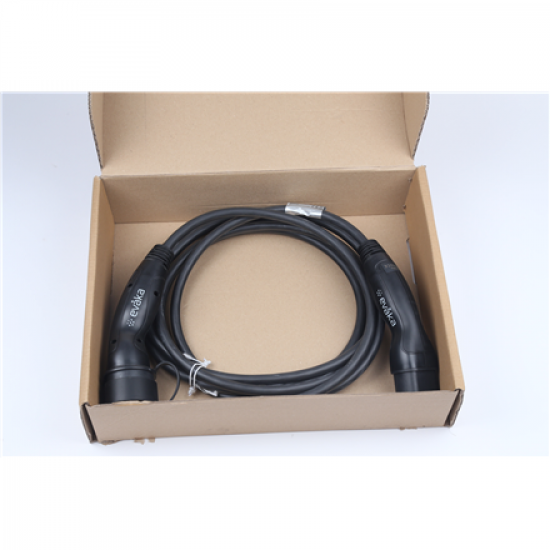 Evaka EV Charging Cable Type 2-Type 2, 22 kW, 32 A, 5 x 6 mm2, 1 x 0.5 mm2, 7 m | ITGAM3872 | Black