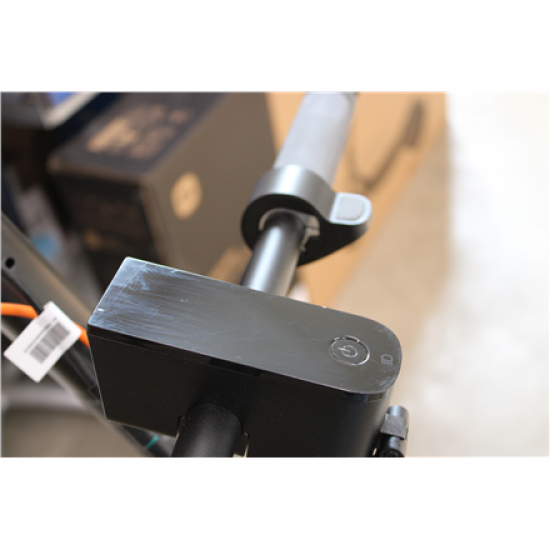 SALE OUT. Xiaomi Electric Scooter 6 GL | Xiaomi 24 month(s) | DAMAGED PACKAGING AND PAINT.ITEM IS SCRATCHED, DIRTY