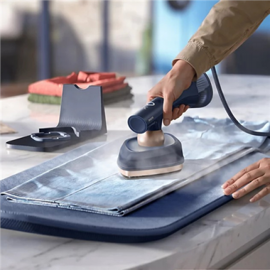 Philips Steam Iron with Soft Board | OneTurn GC215/20 | Steam Iron | 1800 W | Water tank capacity 200+300 ml | Continuous steam 45 g/min | Steam boost performance 90 g/min | Blue